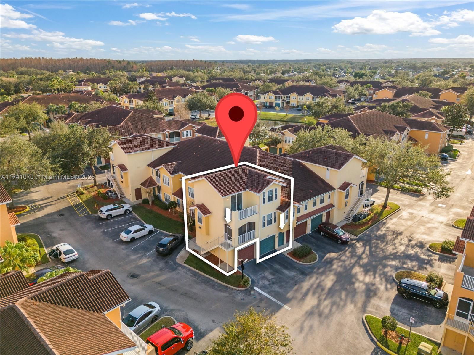 Real estate property located at 12209 Wild Iris #110, Orange, Villanova At Hunters Creek, Orlando, FL