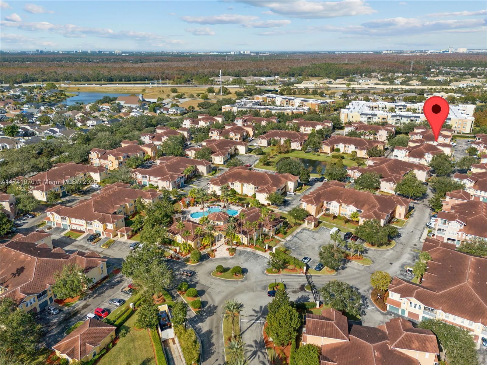Real estate property located at 12209 Wild Iris #110, Orange, Villanova At Hunters Creek, Orlando, FL