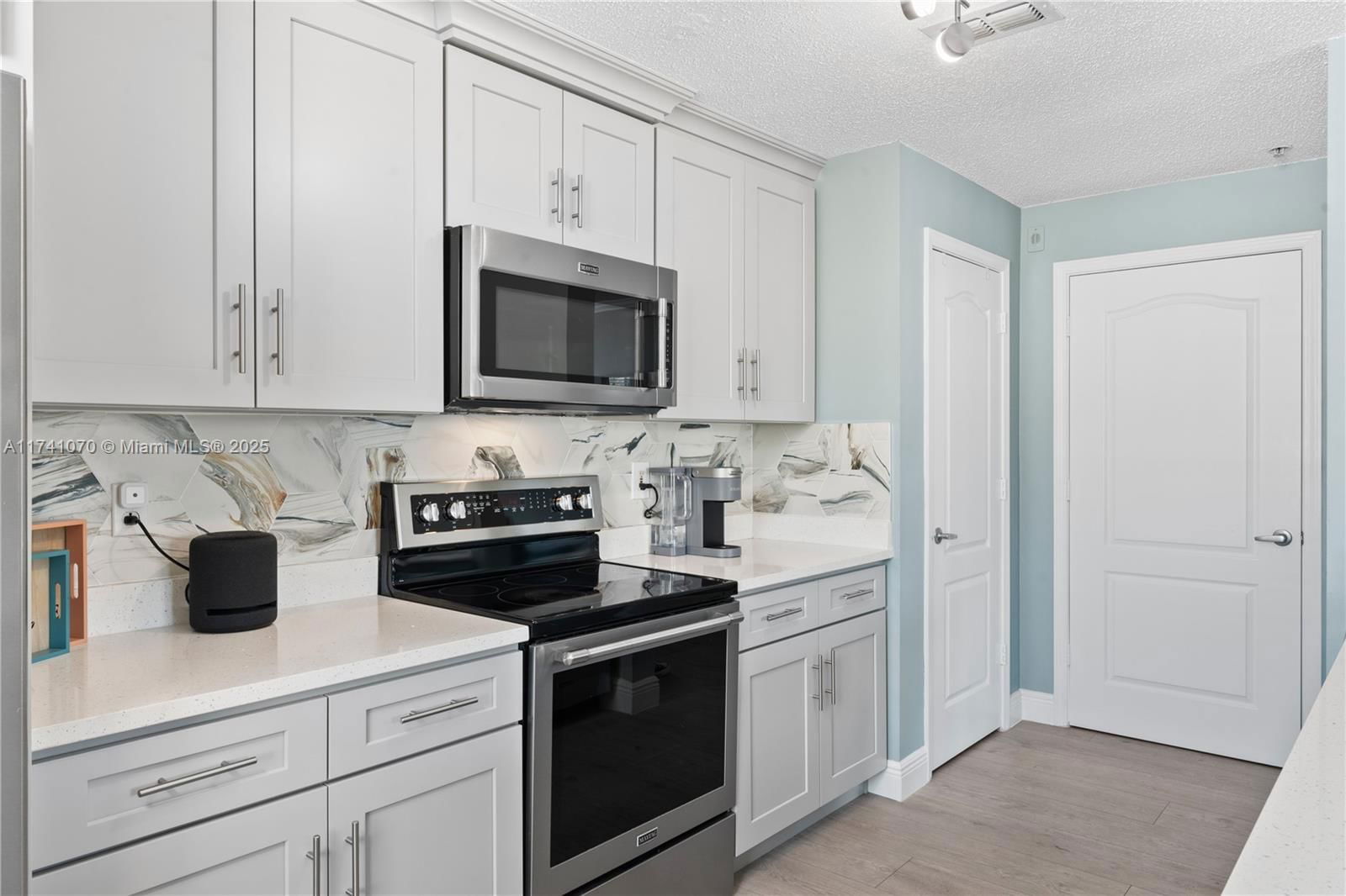 Real estate property located at 12209 Wild Iris #110, Orange, Villanova At Hunters Creek, Orlando, FL