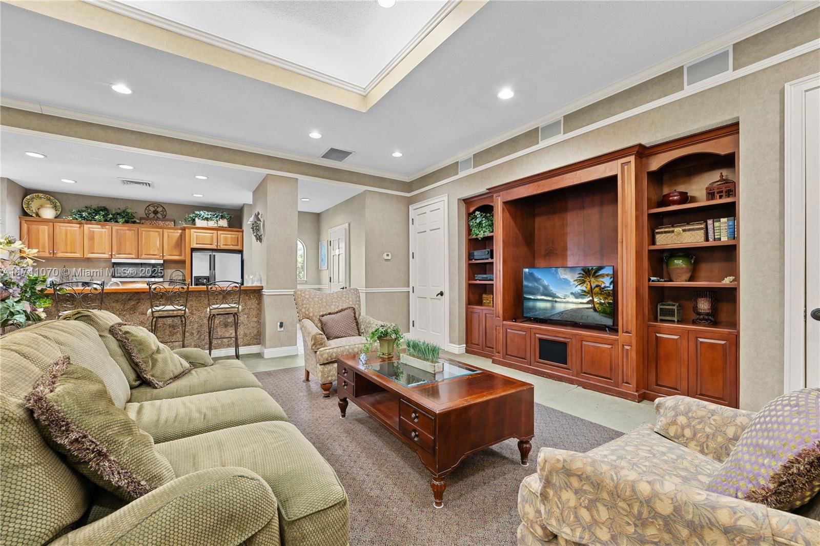 Real estate property located at 12209 Wild Iris #110, Orange, Villanova At Hunters Creek, Orlando, FL