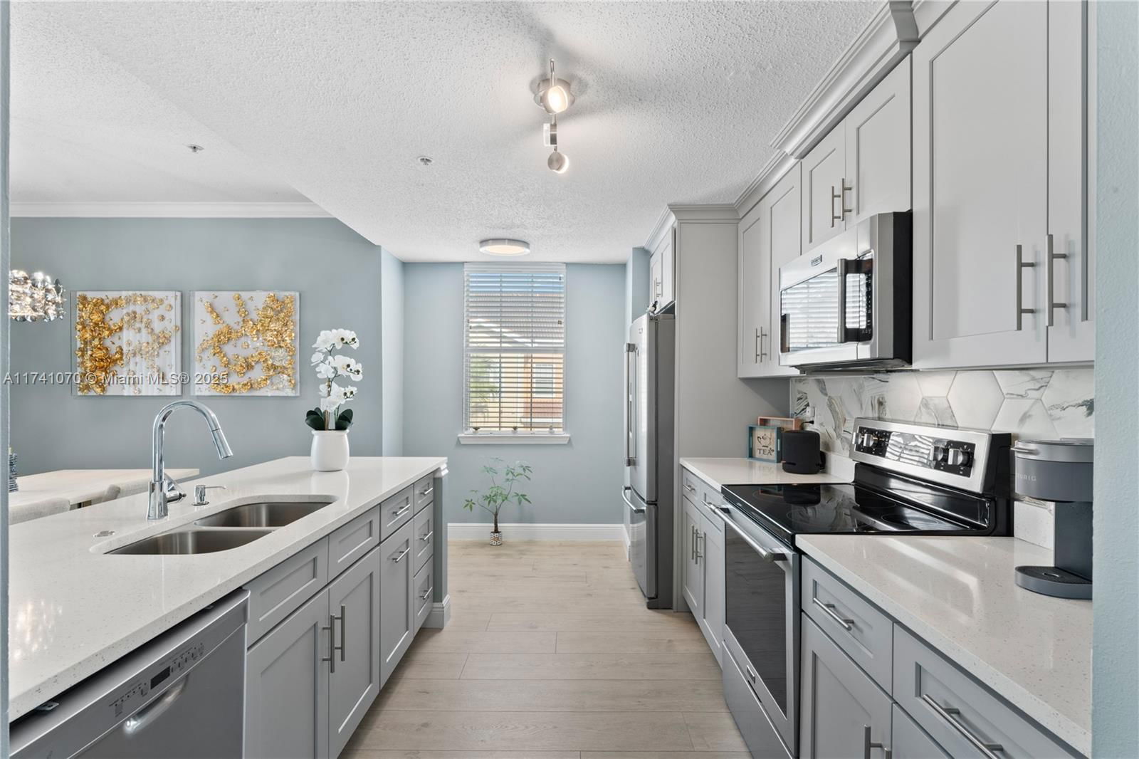 Real estate property located at 12209 Wild Iris #110, Orange, Villanova At Hunters Creek, Orlando, FL