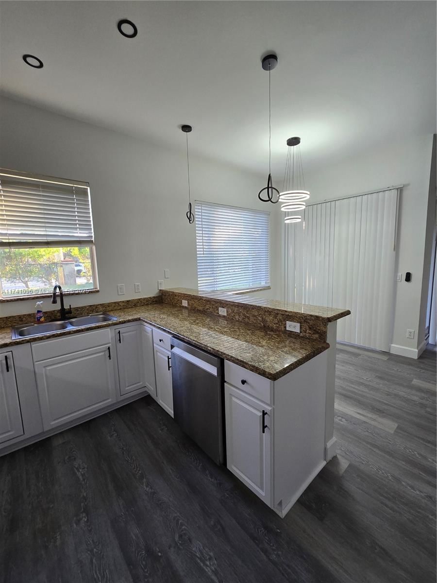 Real estate property located at 11285 La Coruna Lane, Lee, Spanish Gardens, Bonita Springs, FL