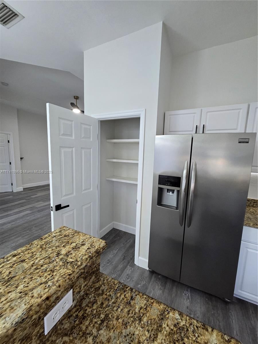 Real estate property located at 11285 La Coruna Lane, Lee, Spanish Gardens, Bonita Springs, FL