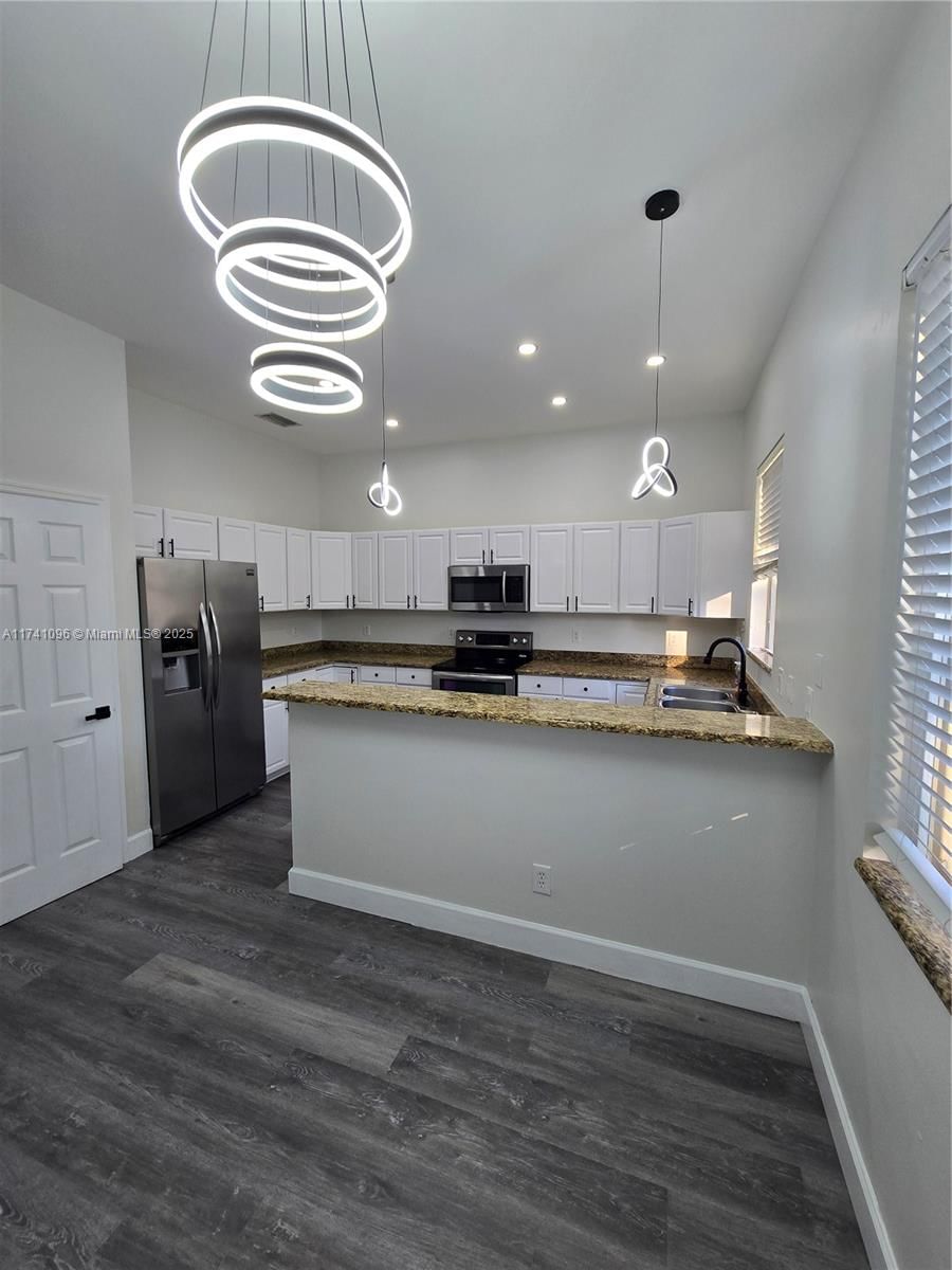 Real estate property located at 11285 La Coruna Lane, Lee, Spanish Gardens, Bonita Springs, FL