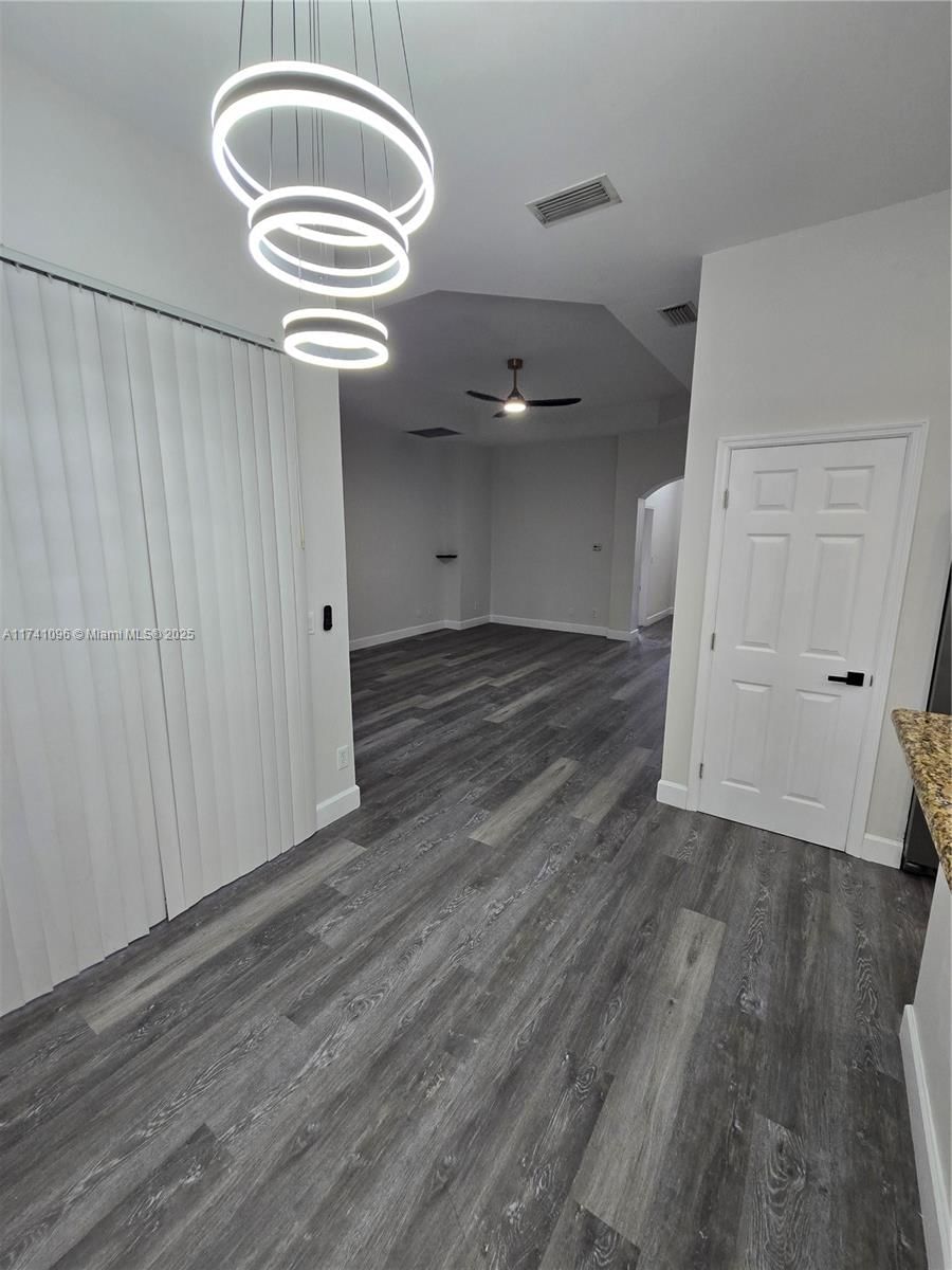 Real estate property located at 11285 La Coruna Lane, Lee, Spanish Gardens, Bonita Springs, FL