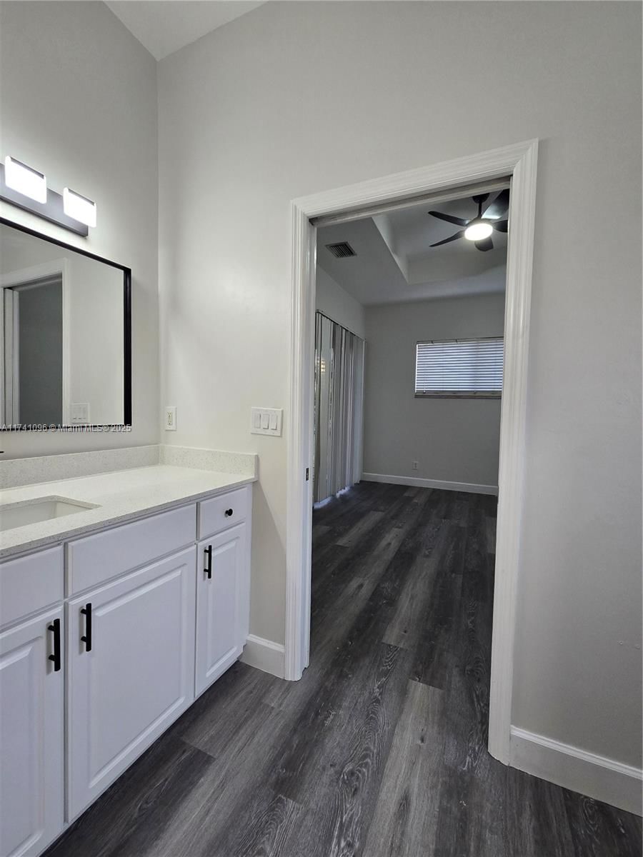 Real estate property located at 11285 La Coruna Lane, Lee, Spanish Gardens, Bonita Springs, FL