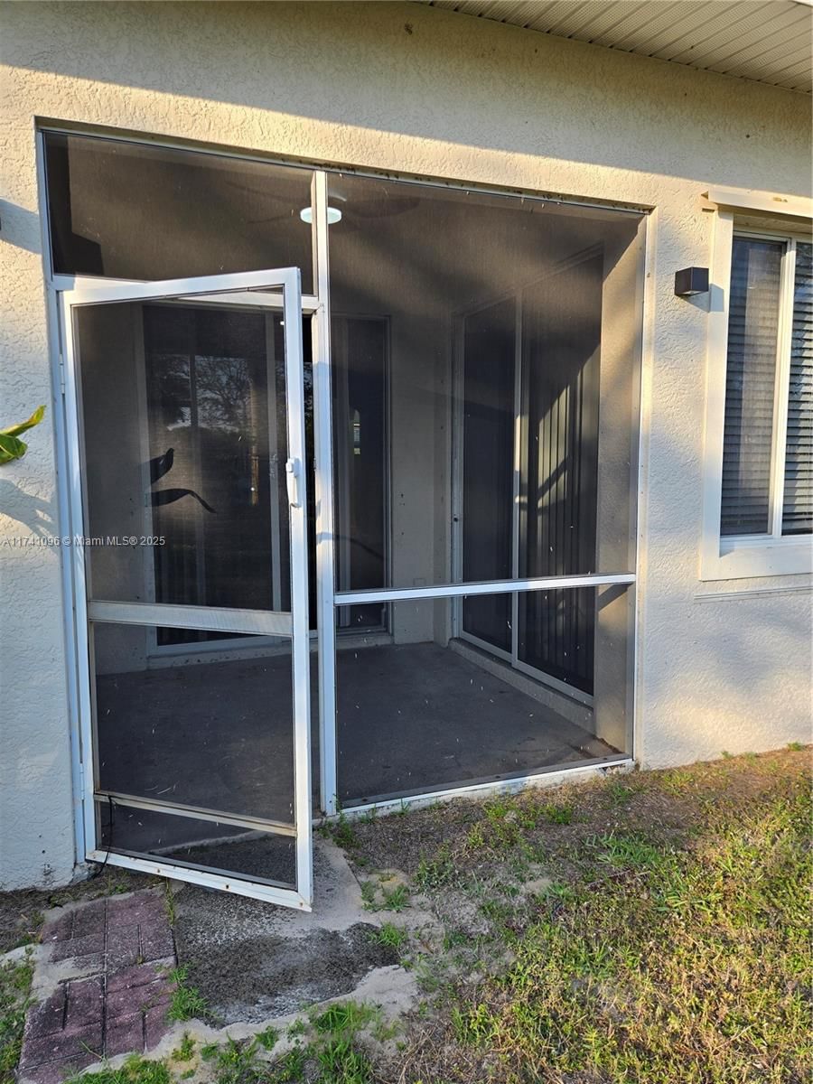 Real estate property located at 11285 La Coruna Lane, Lee, Spanish Gardens, Bonita Springs, FL