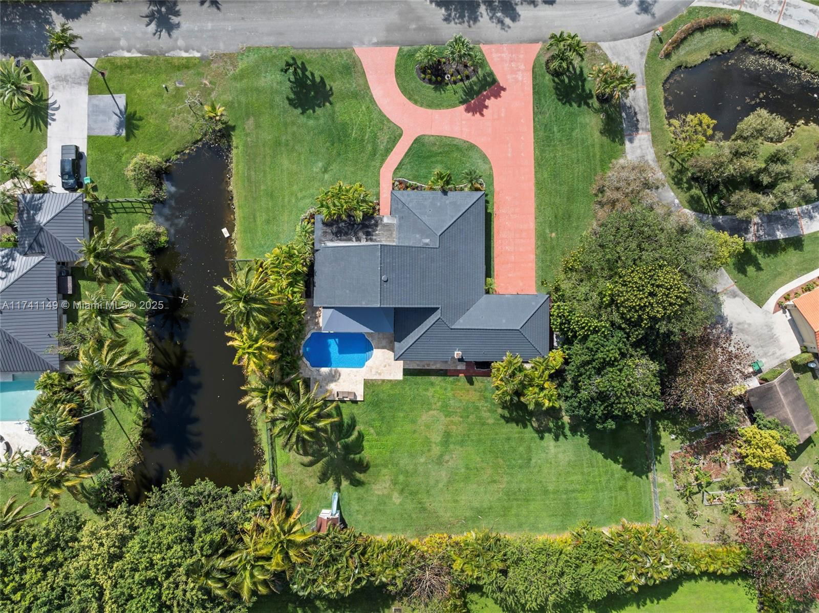 Real estate property located at 11965 15th Ct, Broward, Fla Fruit Lands Co Sub No, Davie, FL
