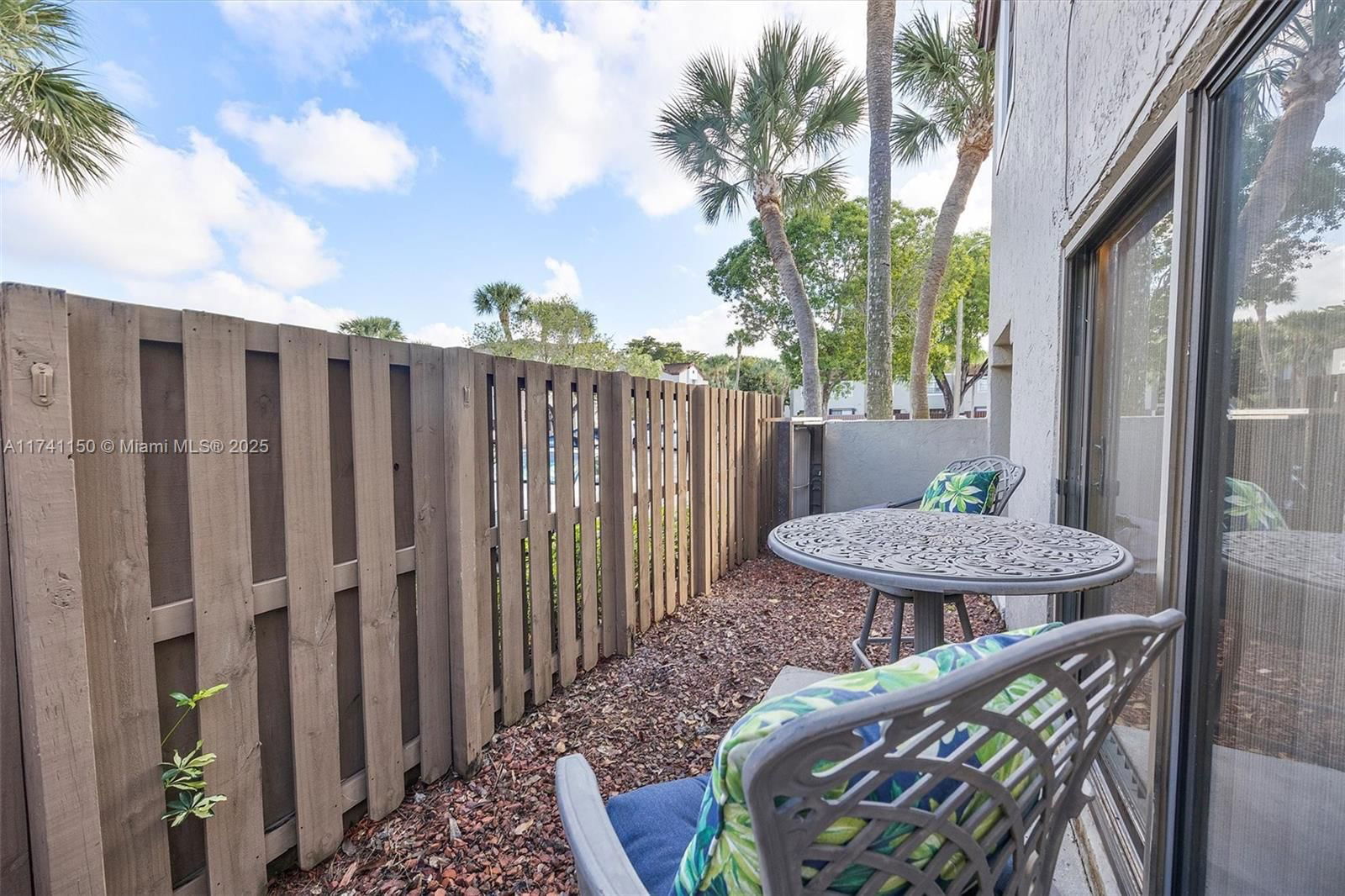 Real estate property located at 10510 153rd Ct #1, Miami-dade, Palm Point Sec 1, Miami, FL