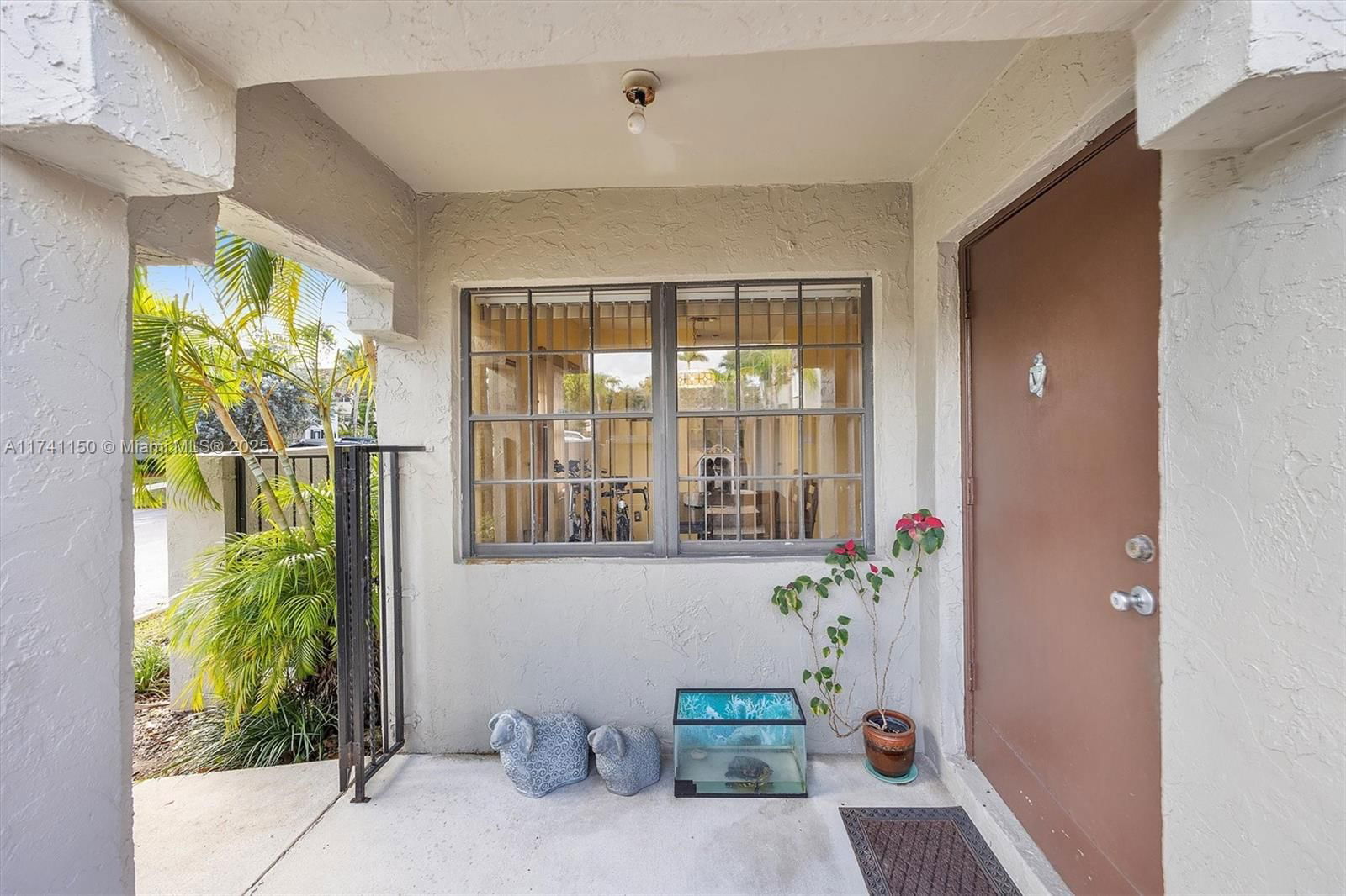Real estate property located at 10510 153rd Ct #1, Miami-dade, Palm Point Sec 1, Miami, FL
