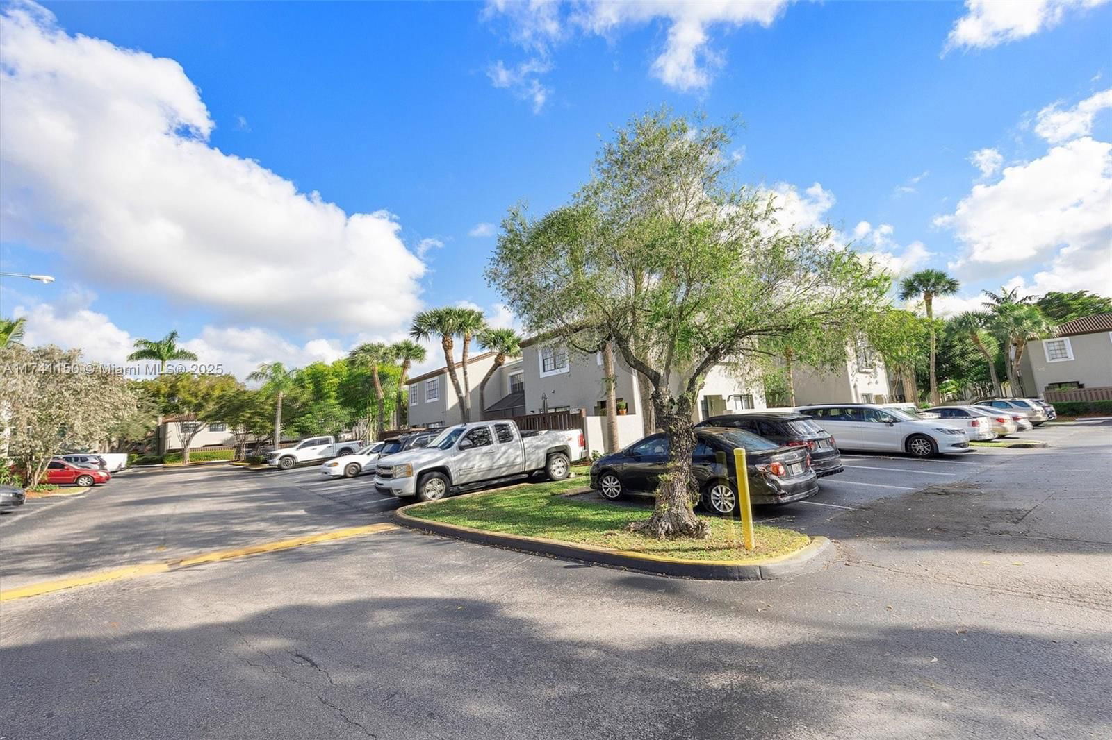 Real estate property located at 10510 153rd Ct #1, Miami-dade, Palm Point Sec 1, Miami, FL