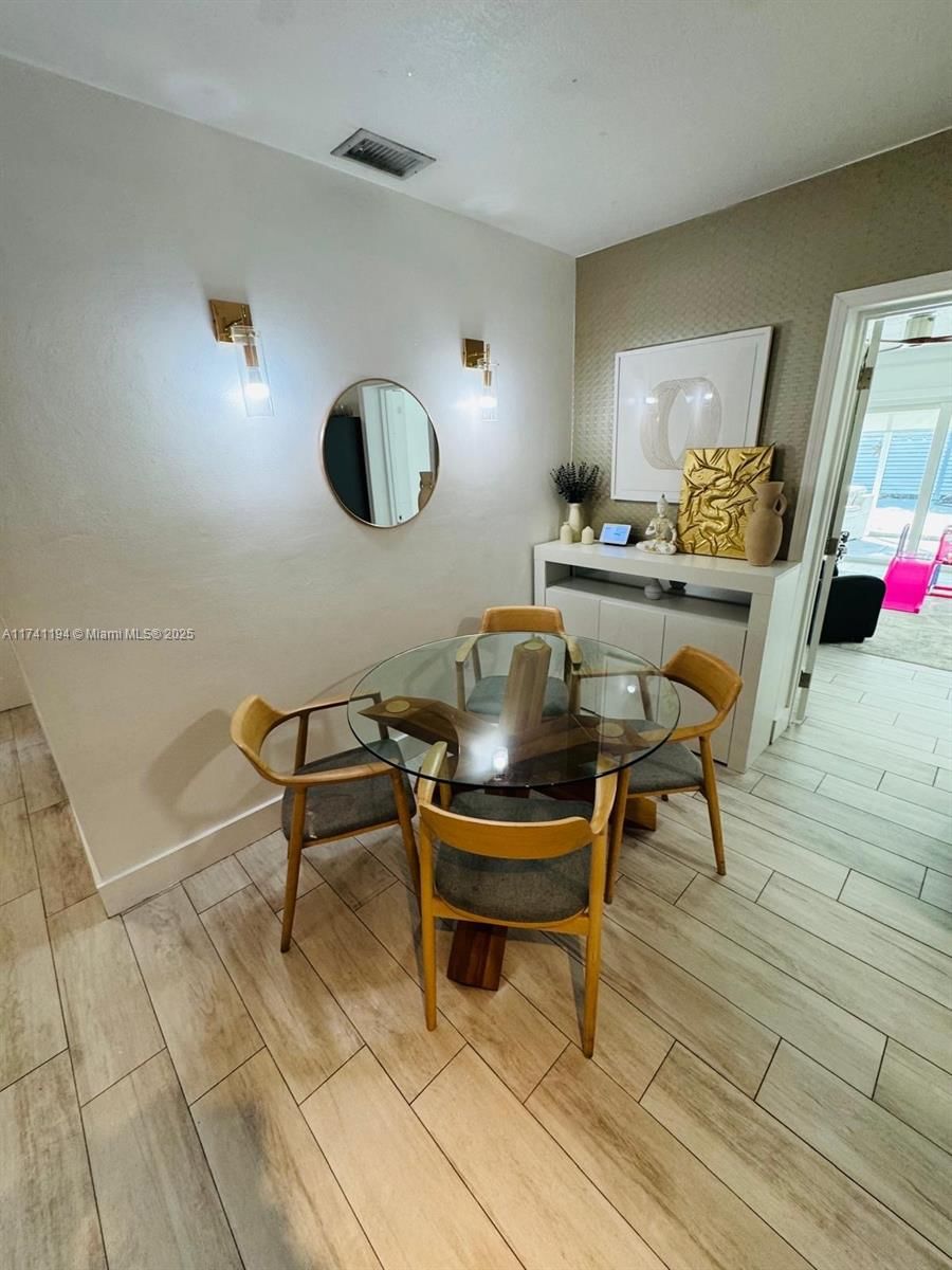 Real estate property located at 2310 Kingston Dr, Broward, Miramar Sec 13, Miramar, FL