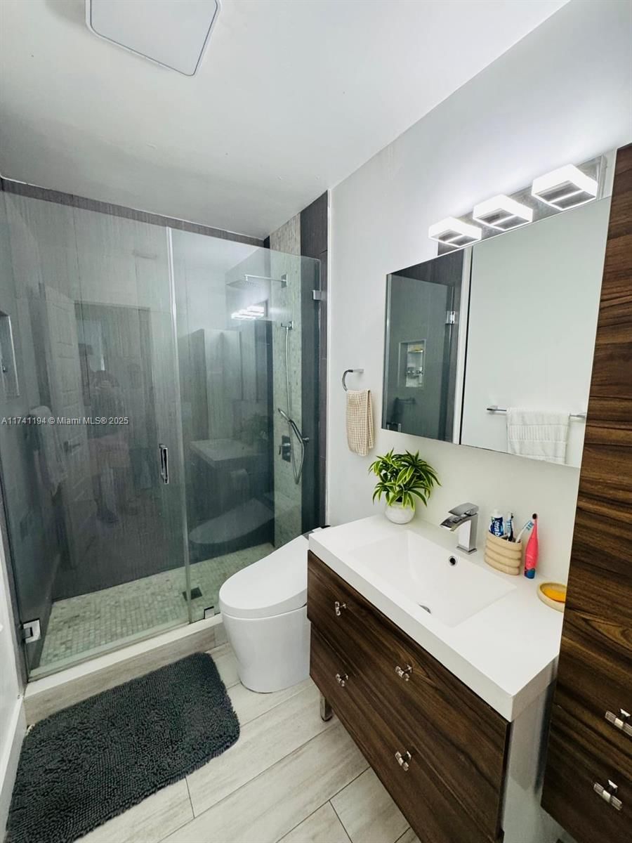 Real estate property located at 2310 Kingston Dr, Broward, Miramar Sec 13, Miramar, FL
