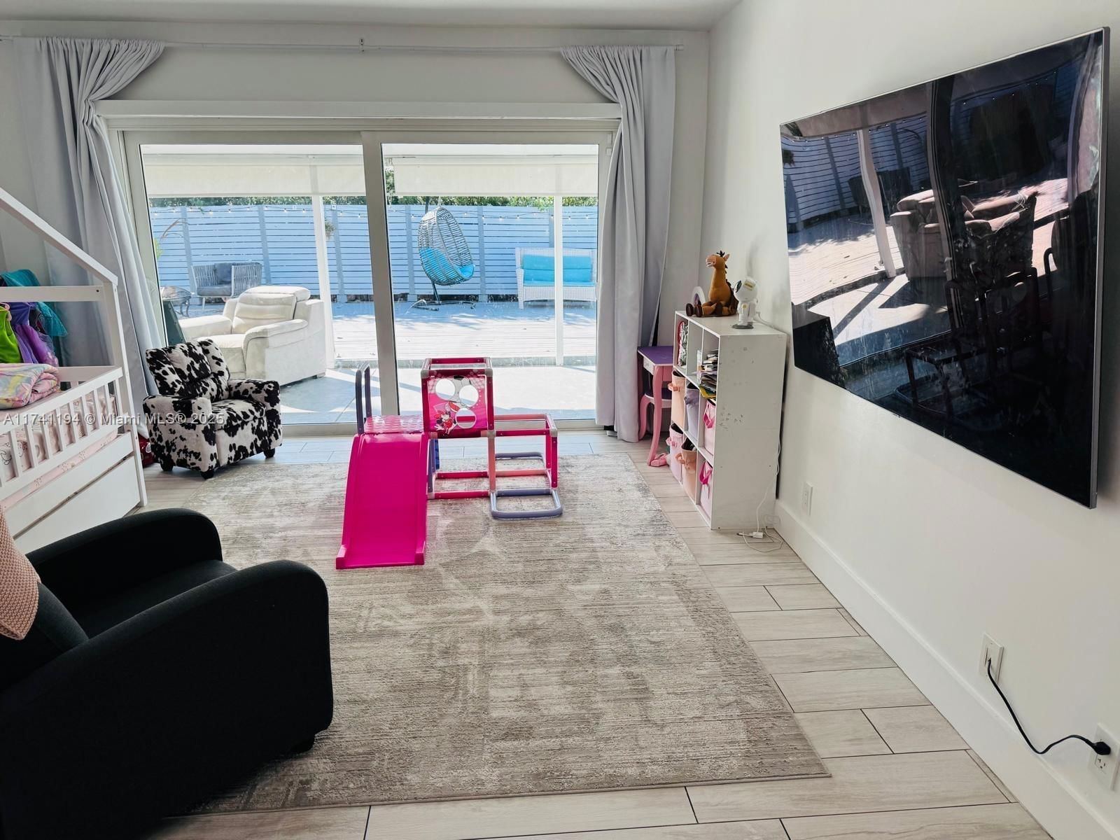 Real estate property located at 2310 Kingston Dr, Broward, Miramar Sec 13, Miramar, FL