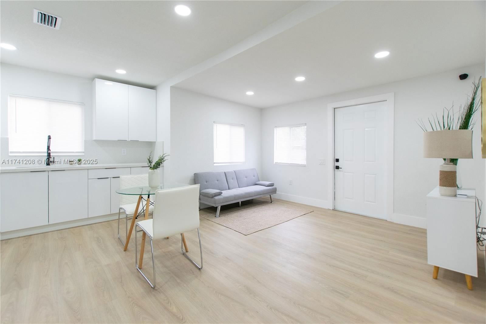 Real estate property located at 2560 55th Ter, Miami-dade, Wheeler Place, Miami, FL