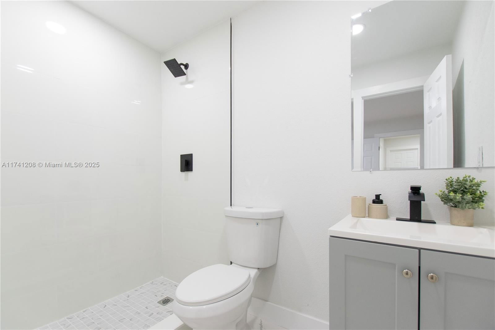 Real estate property located at 2560 55th Ter, Miami-dade, Wheeler Place, Miami, FL