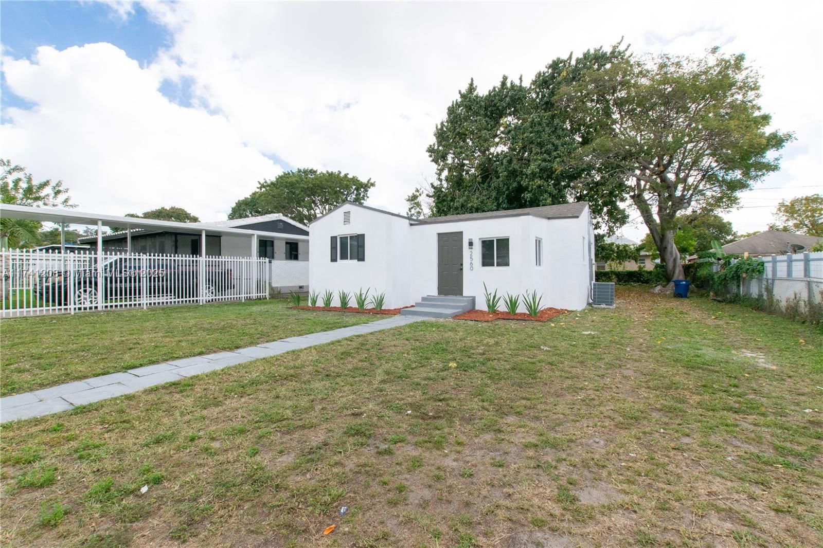 Real estate property located at 2560 55th Ter, Miami-dade, Wheeler Place, Miami, FL
