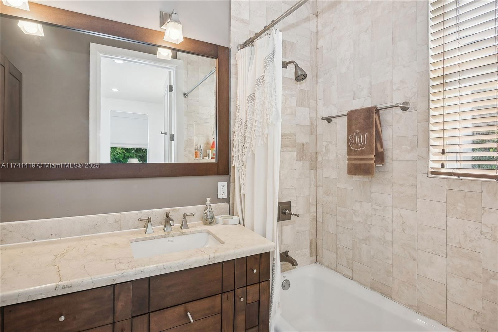 Real estate property located at 13840 Old Cutler Rd, Miami-dade, Unplatted, Palmetto Bay, FL