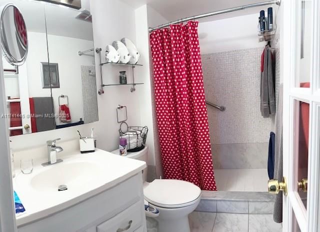 Real estate property located at 581 Blue Heron Dr #116-B, Broward, Paradise Villas Condo, Hallandale Beach, FL