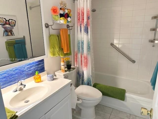 Real estate property located at 581 Blue Heron Dr #116-B, Broward, Paradise Villas Condo, Hallandale Beach, FL