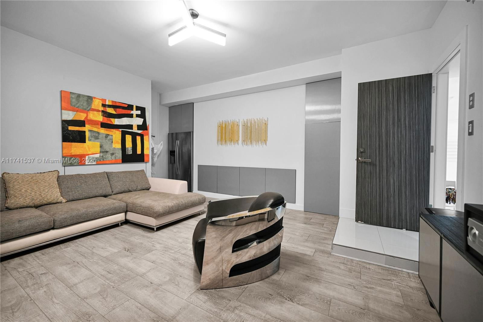 Real estate property located at 14869 29th Ter, Miami-dade, Dav Mar Estates, Miami, FL