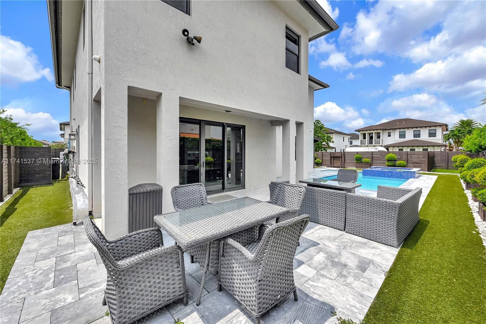 Real estate property located at 14869 29th Ter, Miami-dade, Dav Mar Estates, Miami, FL