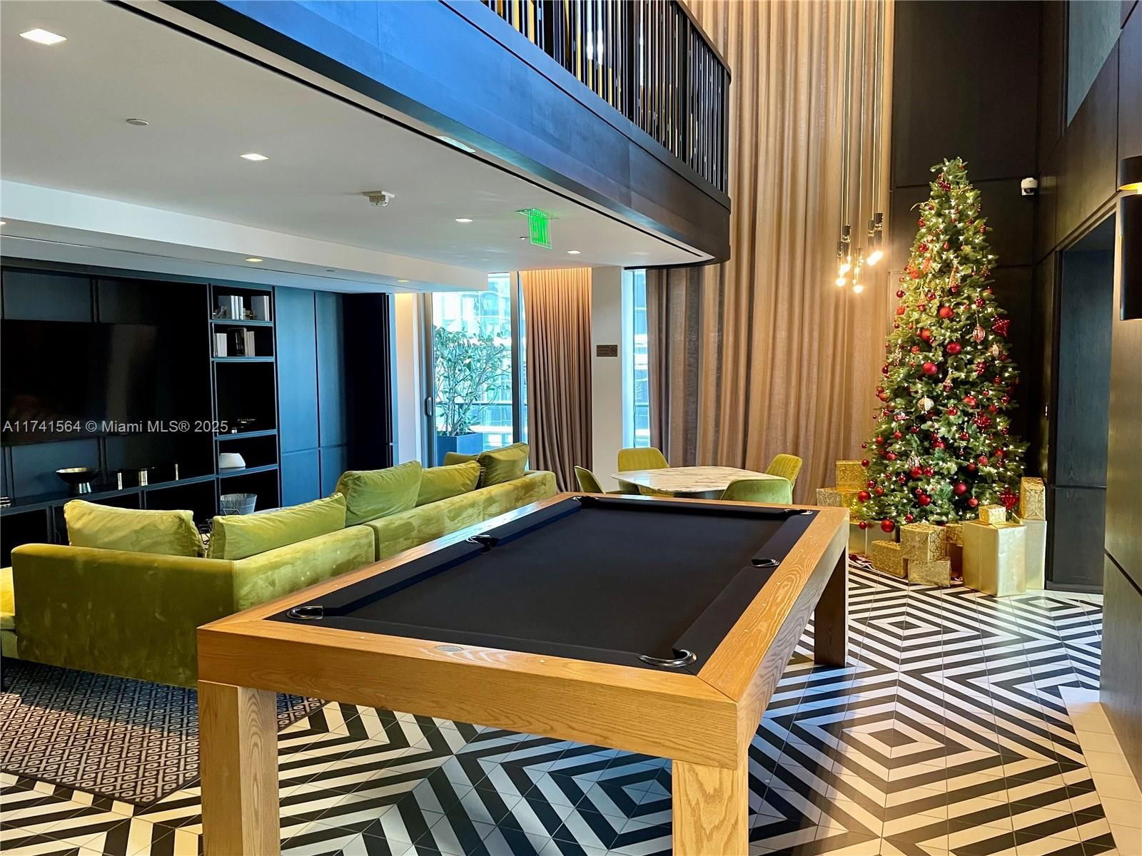 Real estate property located at 801 Miami Ave #2408, Miami-dade, 801 Sma Residences Condo, Miami, FL