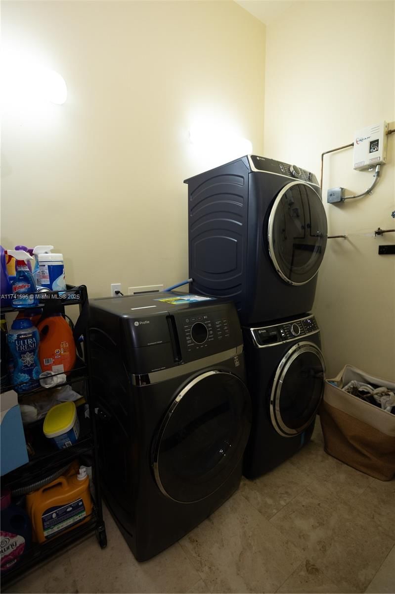 Real estate property located at 20875 236th St, Miami-dade, Bonanza Ranchos, Homestead, FL