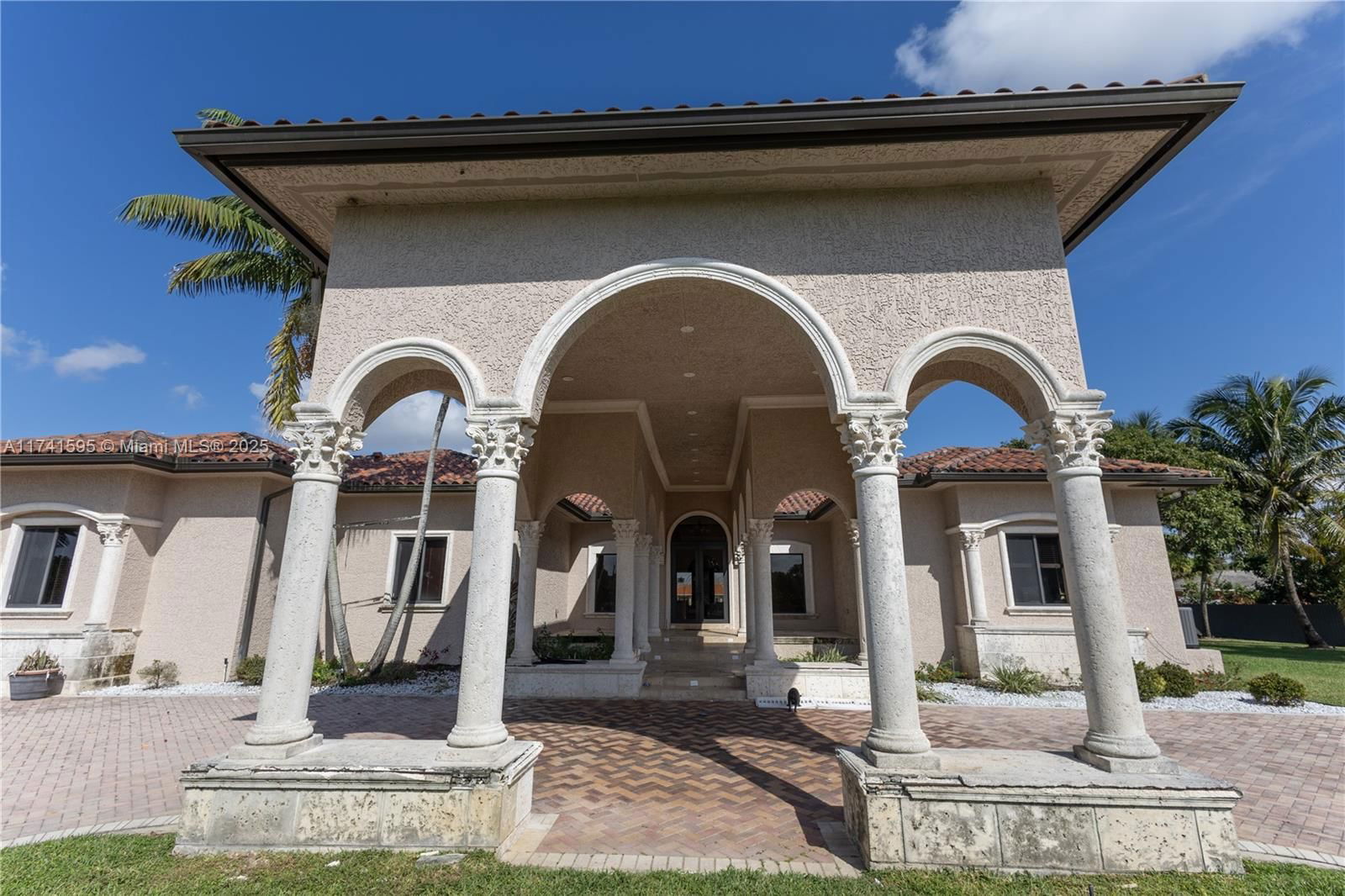 Real estate property located at 20875 236th St, Miami-dade, Bonanza Ranchos, Homestead, FL
