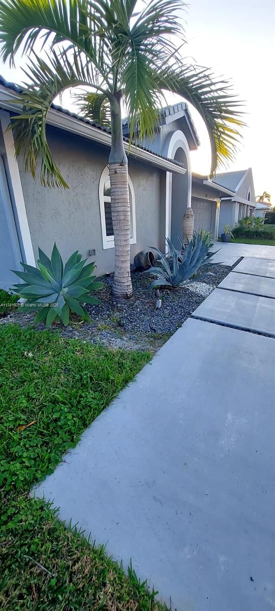 Real estate property located at 414 3rd Pl, Broward, Ocean View Golf Add, Dania Beach, FL