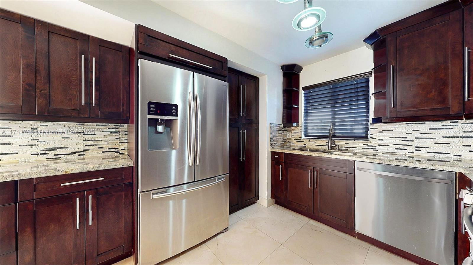 Real estate property located at 10965 70th Ter #10965, Miami-dade, Snapper Creek Townhouse S, Miami, FL