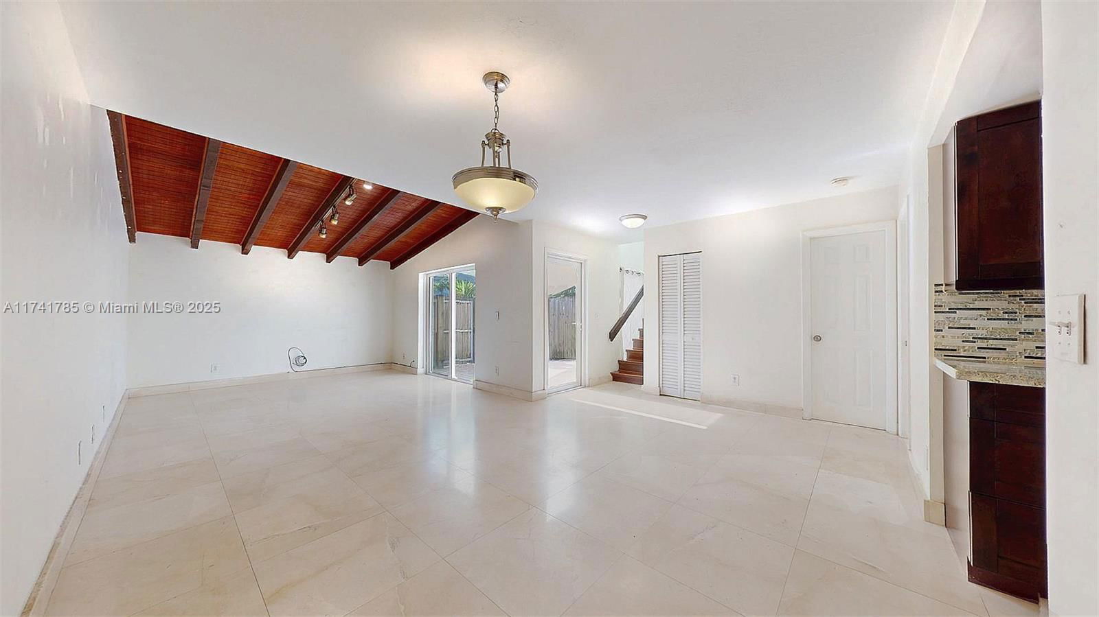 Real estate property located at 10965 70th Ter #10965, Miami-dade, Snapper Creek Townhouse S, Miami, FL