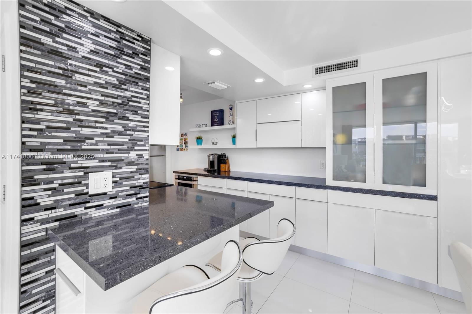 Real estate property located at 3031 Ocean Blvd #604, Broward, Galt Ocean Terrace Condo, Fort Lauderdale, FL