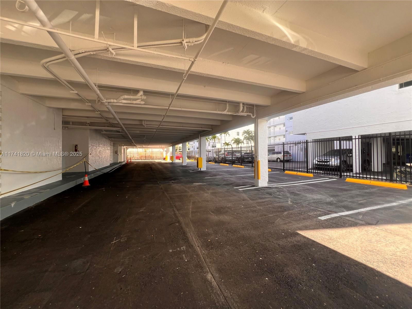 Real estate property located at 1033 Lenox Ave #209, Miami-dade, Lenox Plaza Condo, Miami Beach, FL