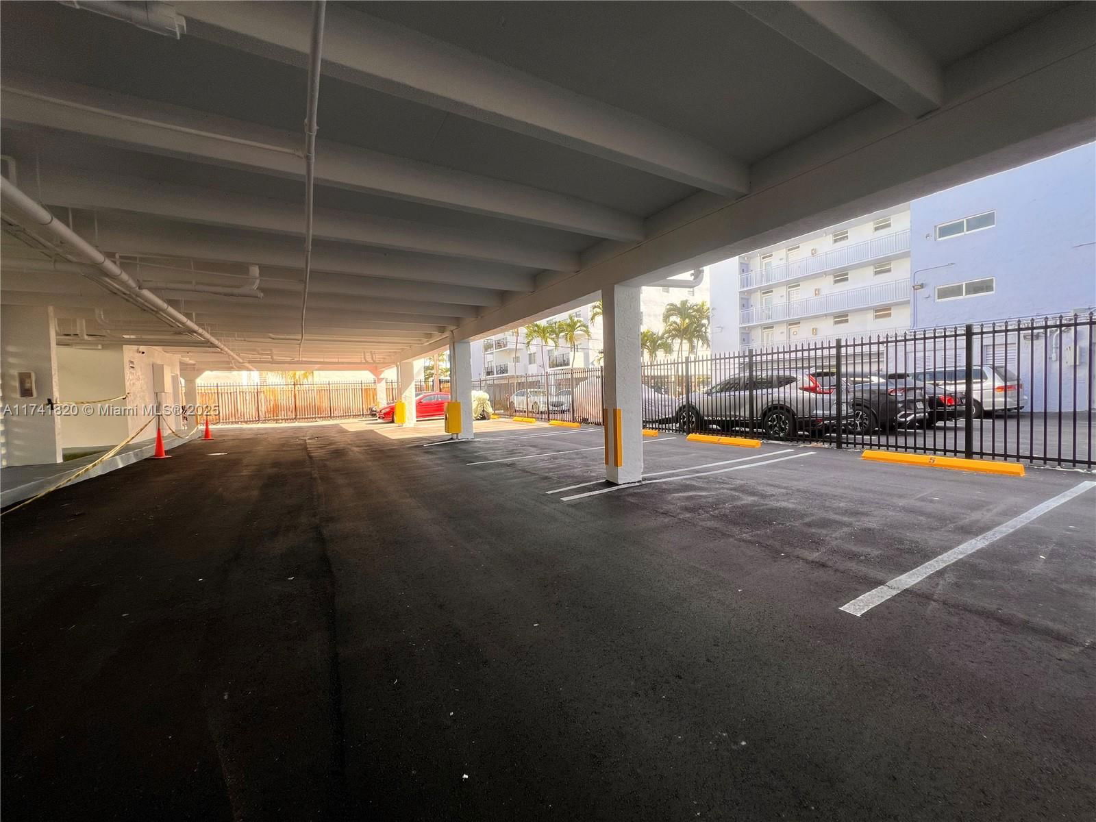 Real estate property located at 1033 Lenox Ave #209, Miami-dade, Lenox Plaza Condo, Miami Beach, FL