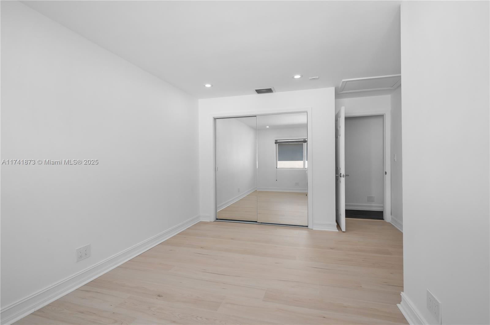 Real estate property located at 2857 32nd St #27, Broward, Coral Ridge Waterside Con, Fort Lauderdale, FL