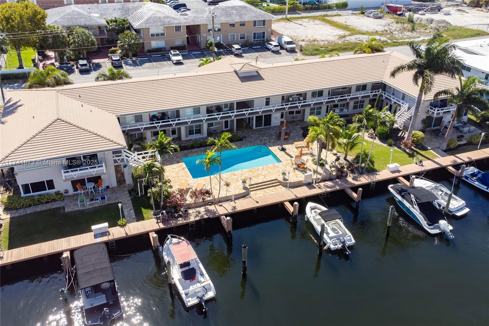 Real estate property located at 2857 32nd St #27, Broward, Coral Ridge Waterside Con, Fort Lauderdale, FL