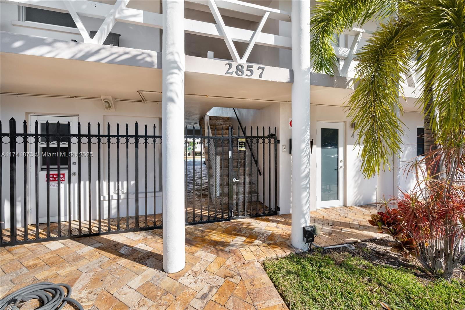Real estate property located at 2857 32nd St #27, Broward, Coral Ridge Waterside Con, Fort Lauderdale, FL