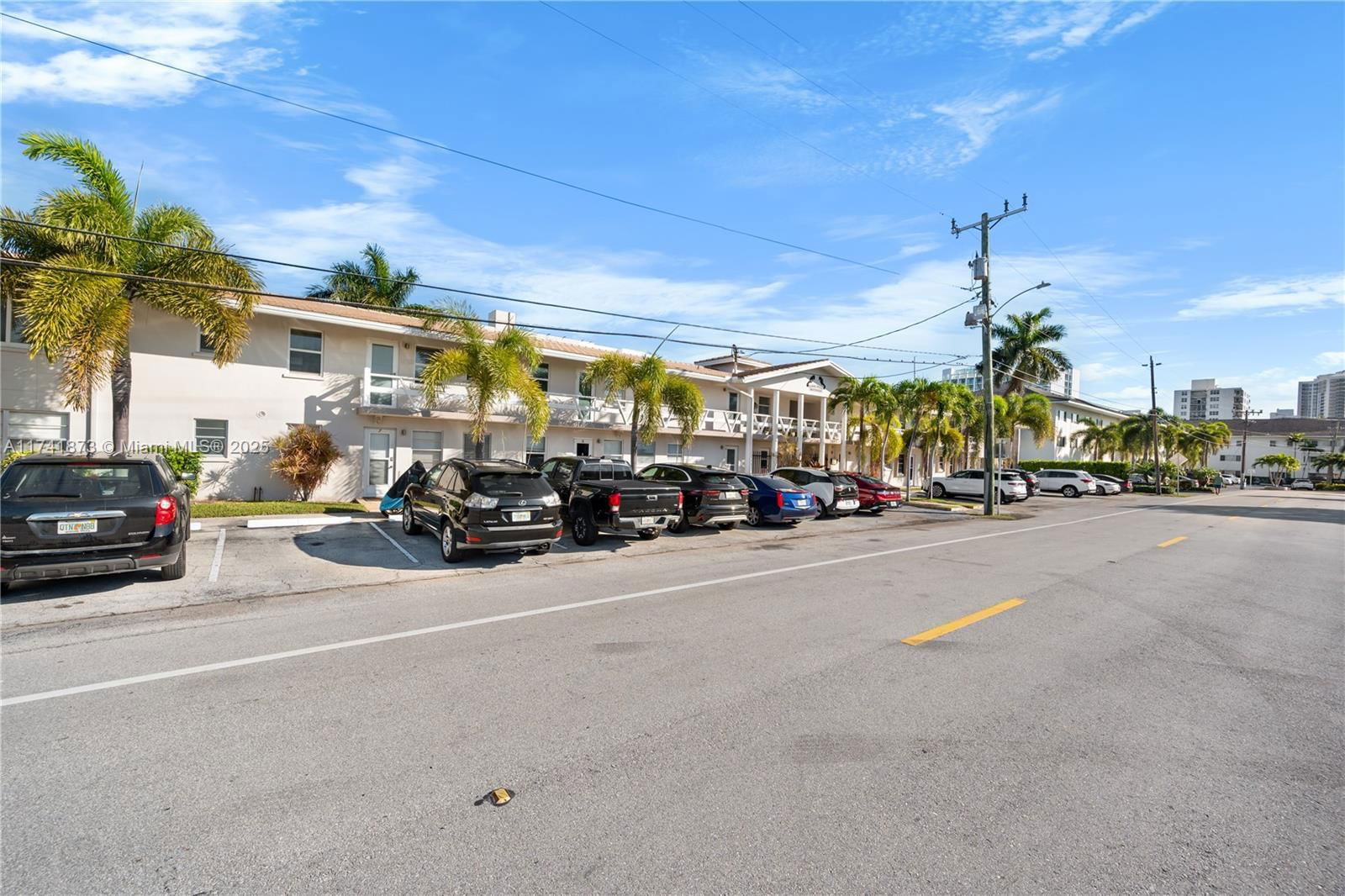 Real estate property located at 2857 32nd St #27, Broward, Coral Ridge Waterside Con, Fort Lauderdale, FL
