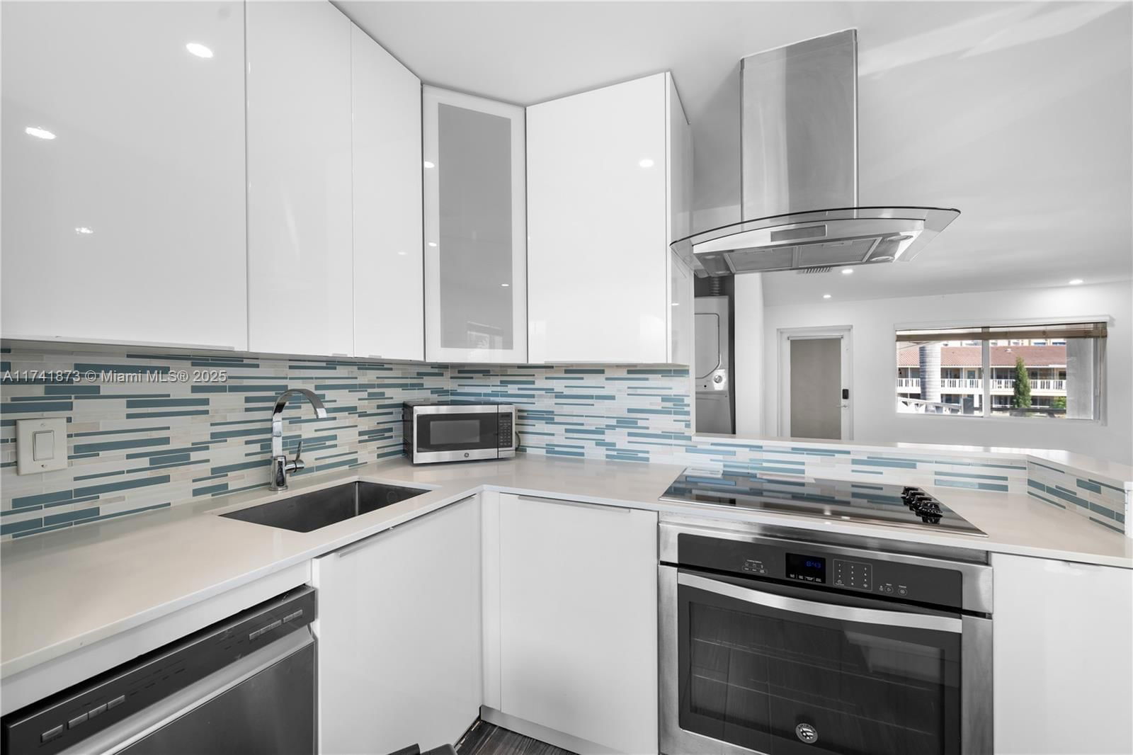 Real estate property located at 2857 32nd St #27, Broward, Coral Ridge Waterside Con, Fort Lauderdale, FL