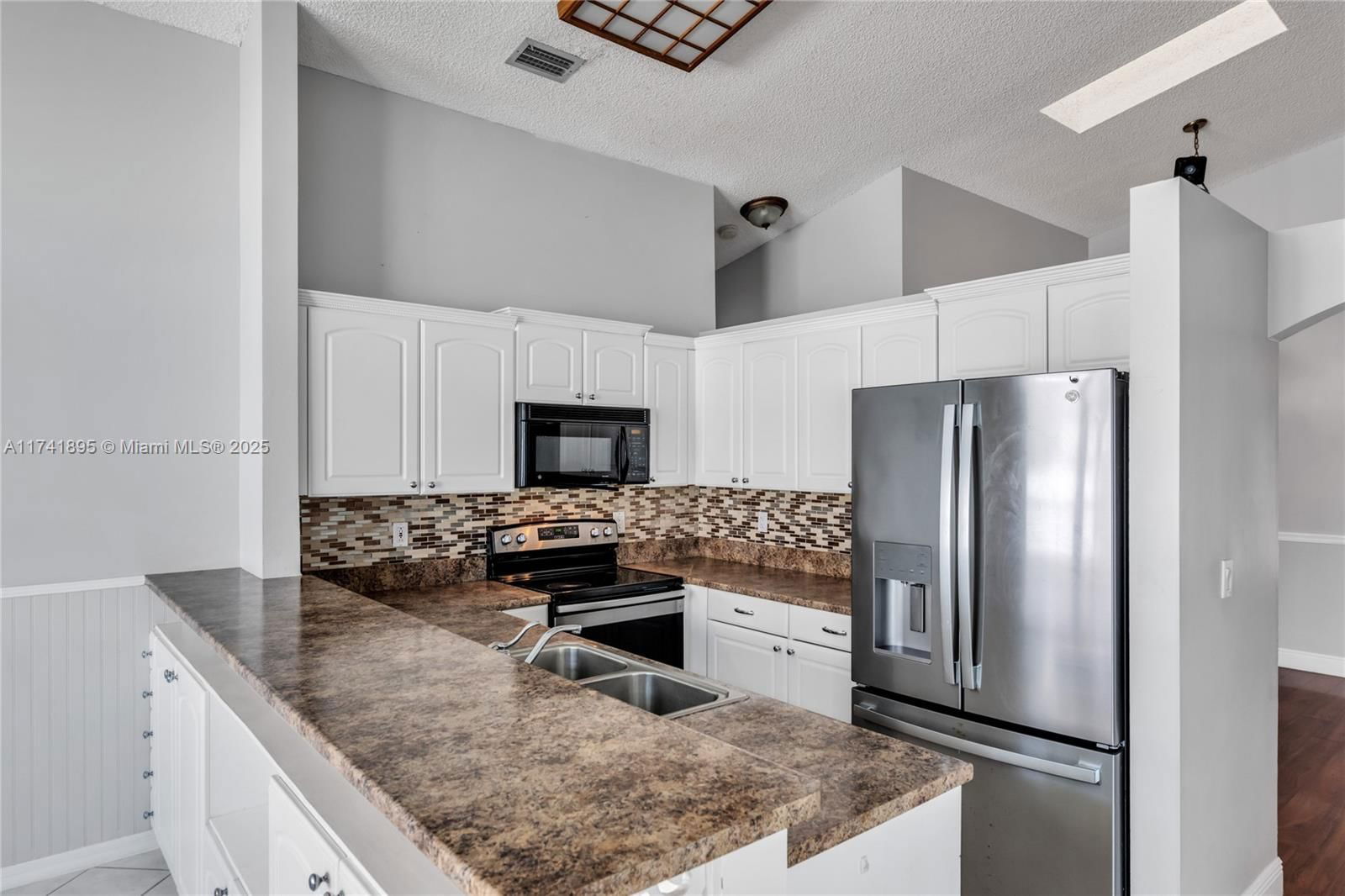 Real estate property located at 5212 53rd Cir, Broward, Winston Park Section One, Coconut Creek, FL