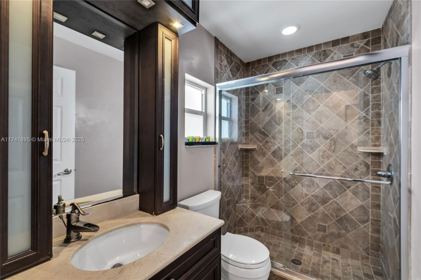 Real estate property located at 5212 53rd Cir, Broward, Winston Park Section One, Coconut Creek, FL