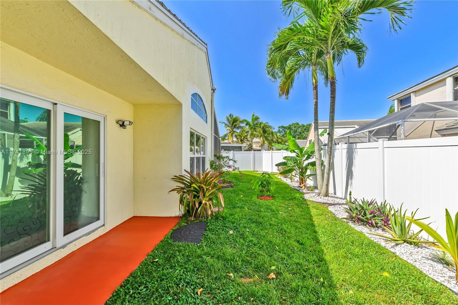 Real estate property located at 5212 53rd Cir, Broward, Winston Park Section One, Coconut Creek, FL