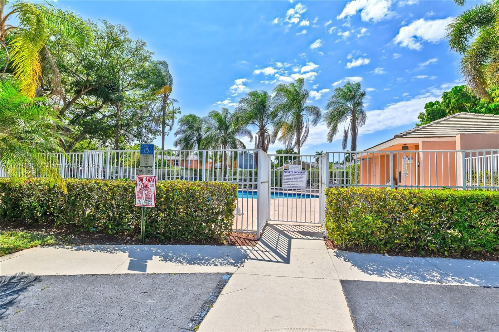 Real estate property located at 5212 53rd Cir, Broward, Winston Park Section One, Coconut Creek, FL