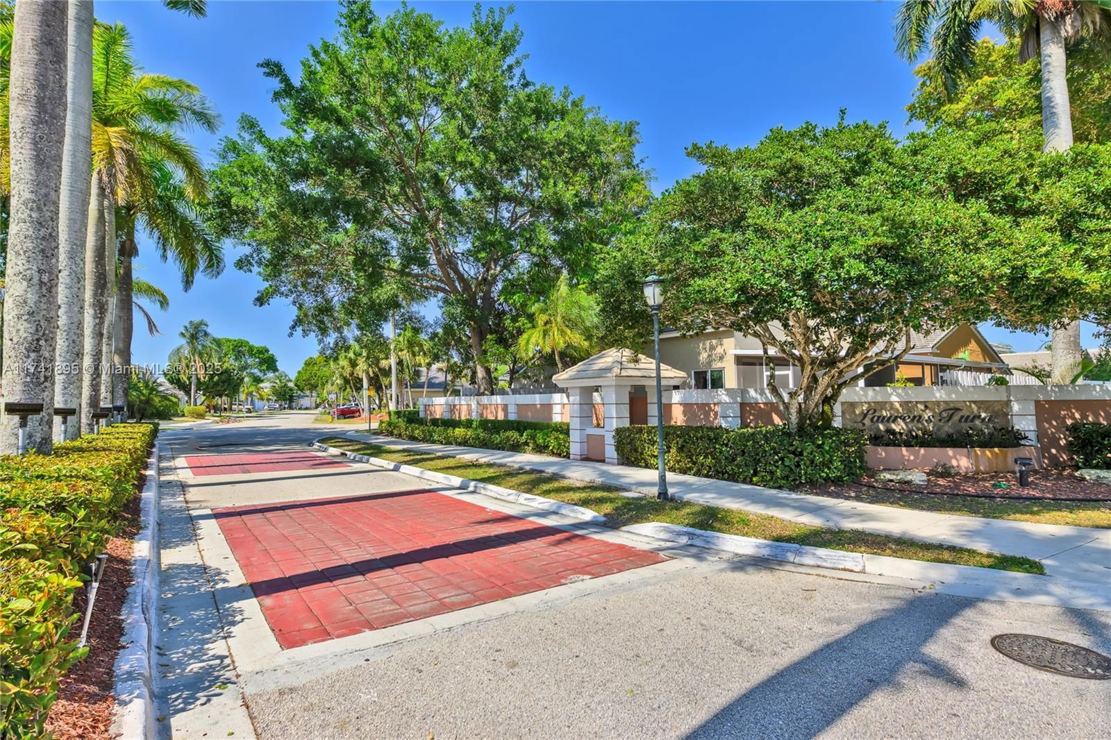 Real estate property located at 5212 53rd Cir, Broward, Winston Park Section One, Coconut Creek, FL