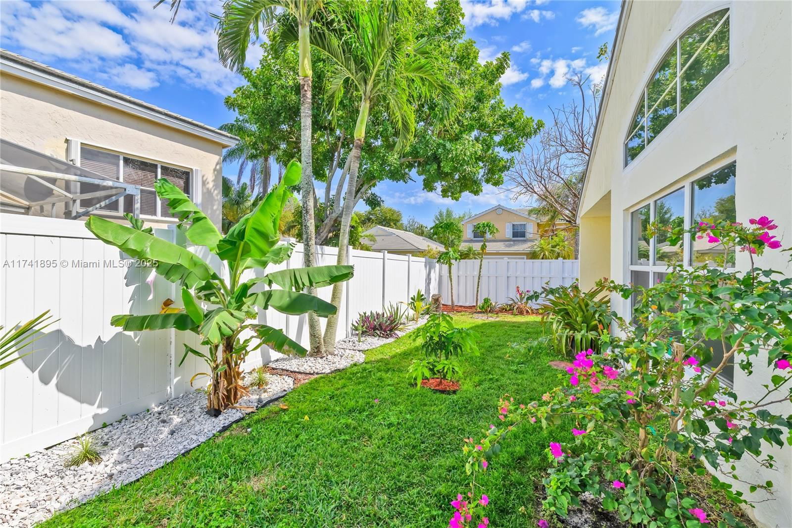 Real estate property located at 5212 53rd Cir, Broward, Winston Park Section One, Coconut Creek, FL