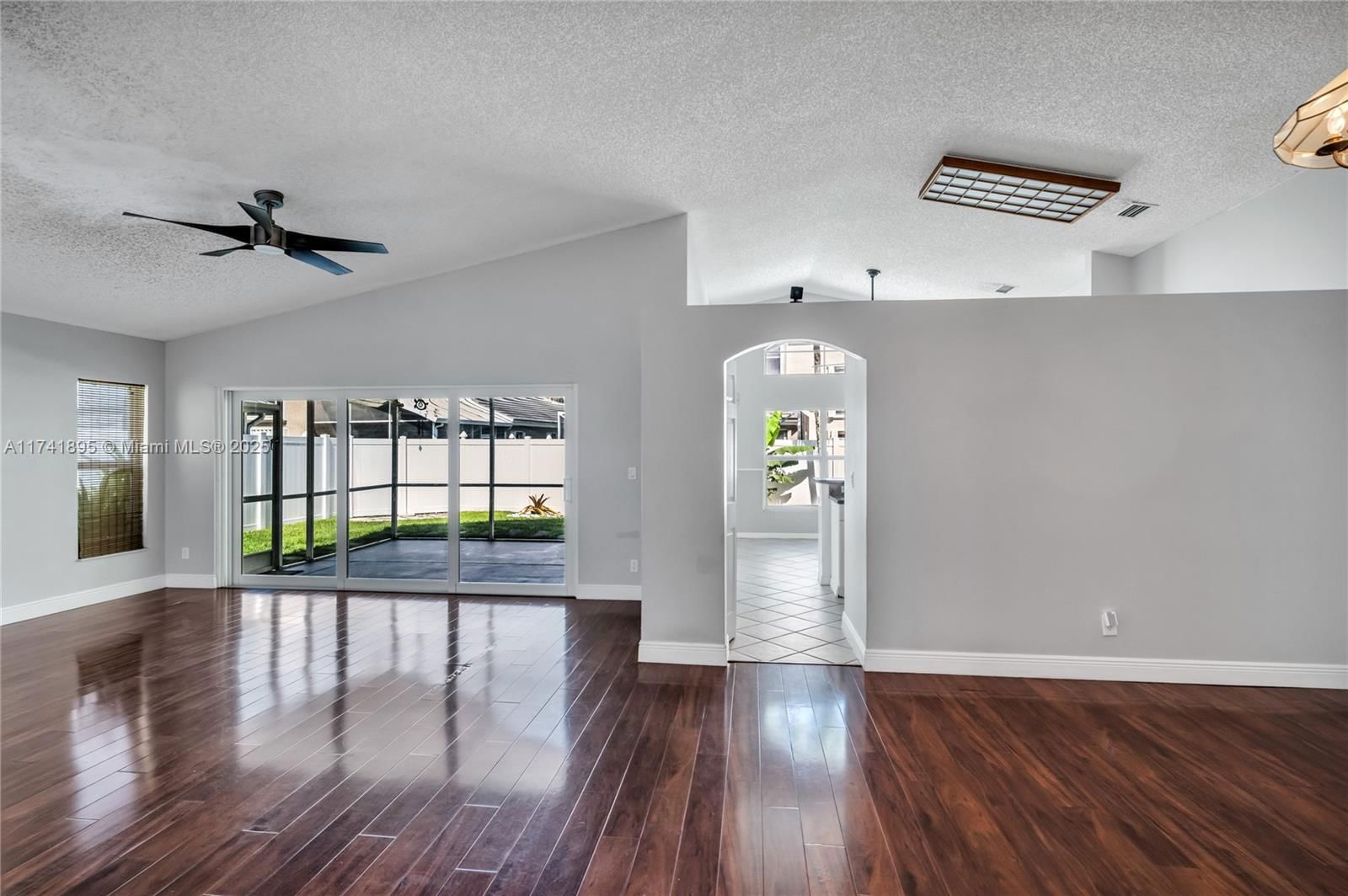 Real estate property located at 5212 53rd Cir, Broward, Winston Park Section One, Coconut Creek, FL