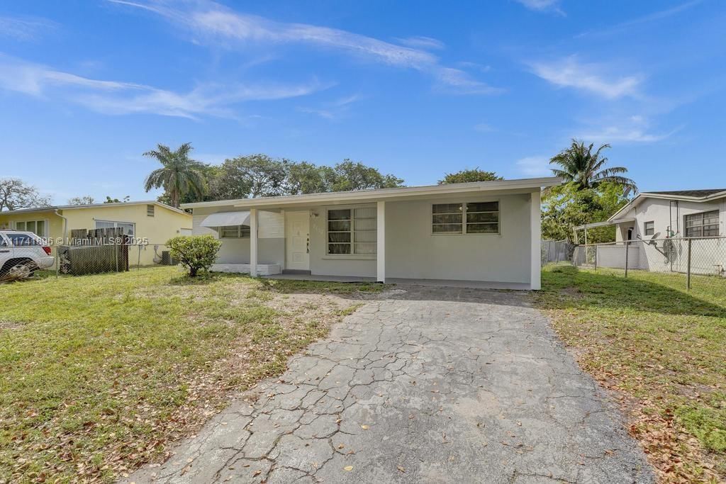 Real estate property located at 2610 62nd Ave, Broward, Sunshine Park Estates Add, Hollywood, FL