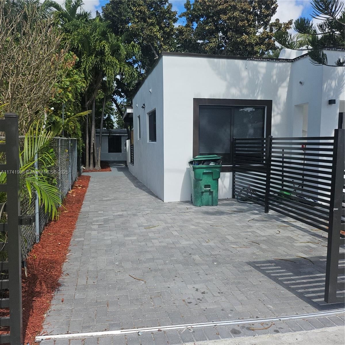 Real estate property located at 1251 26th St, Miami-dade, West End Park Amd Pl, Miami, FL