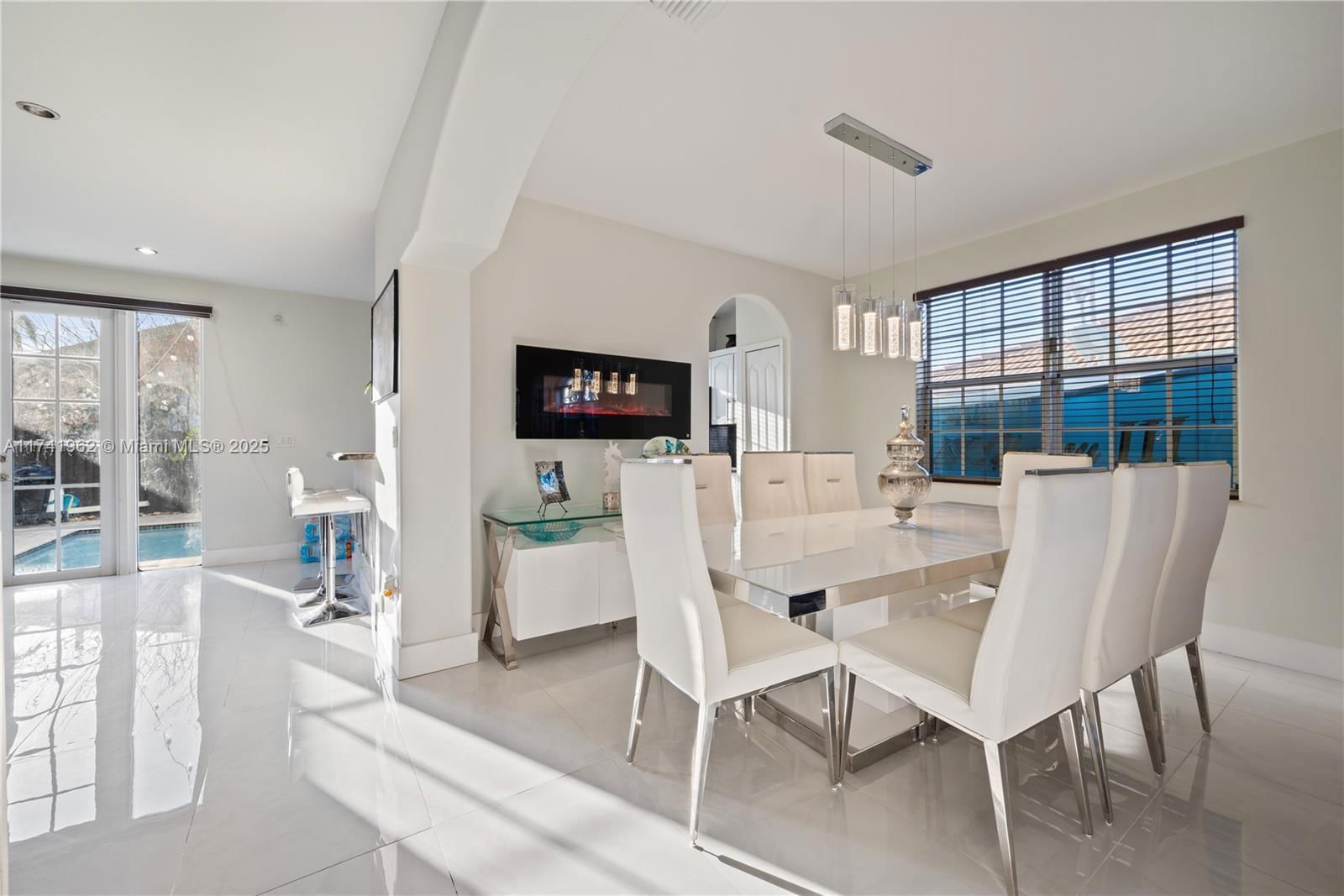 Real estate property located at 1360 142nd Ave, Miami-dade, West Dade Land Sub, Miami, FL